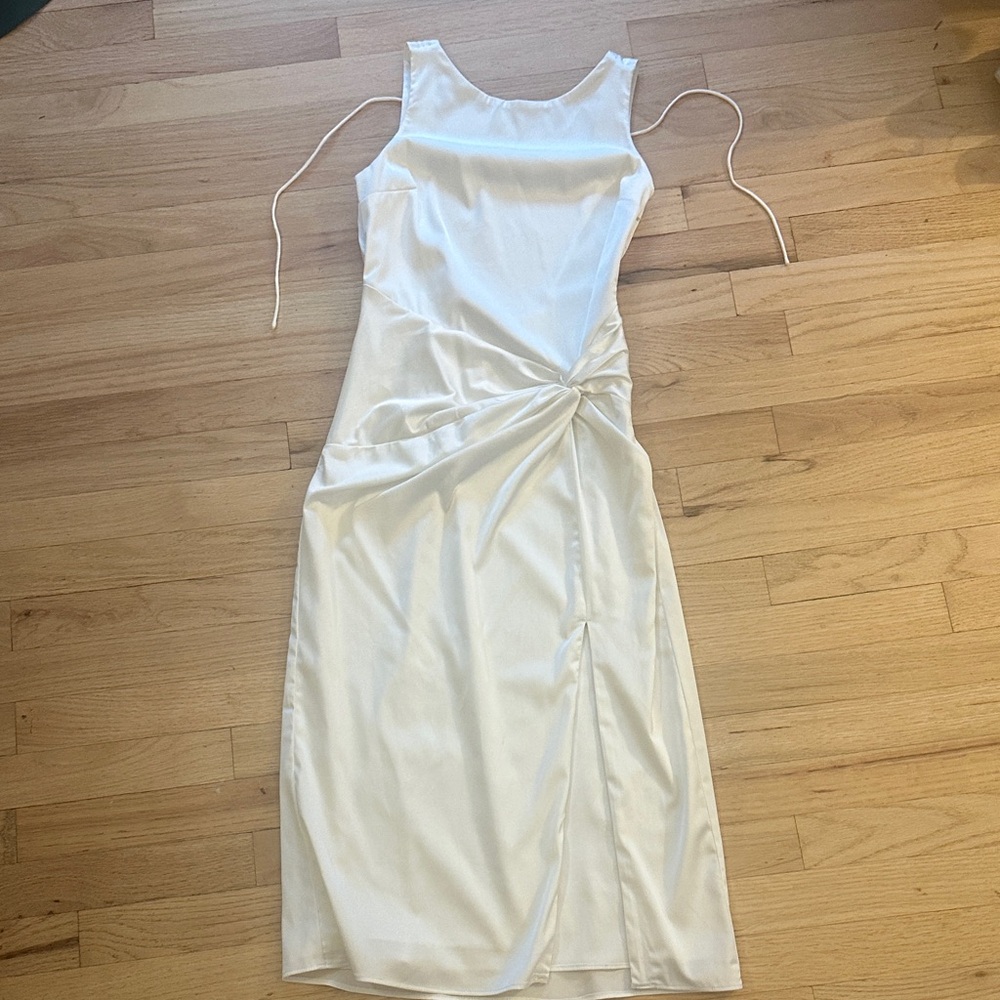 Abercrombie & Fitch White Midi Dress with Twist Detail